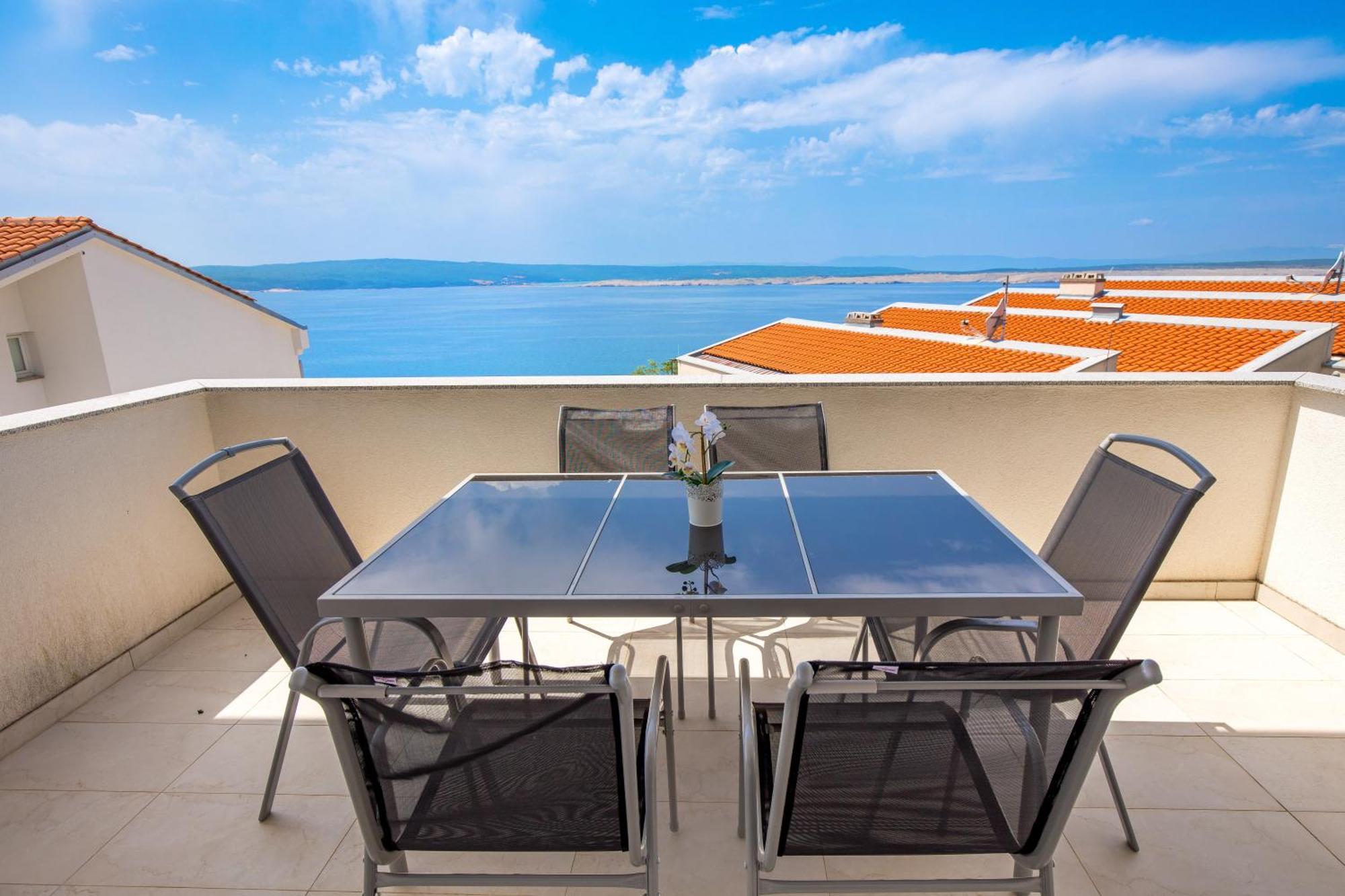 Sailor'S Nest Apartment Dramalj Luaran gambar